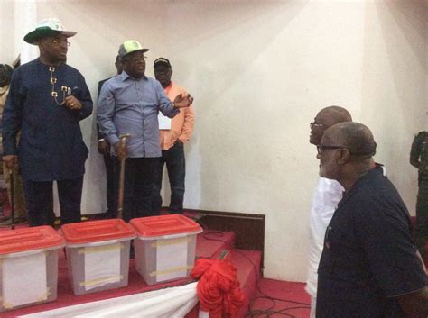 Valentine ozigbo has emerged as the official peoples democratic party (pdp) candidate for the november 6 anambra state governorship election. Obaze wins PDP governorship primary in Anambra - Selonnes ...
