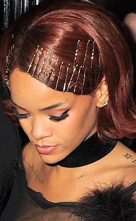 How To Properly Use Bobby Pins—contrary To What Hollywood Hair Trends