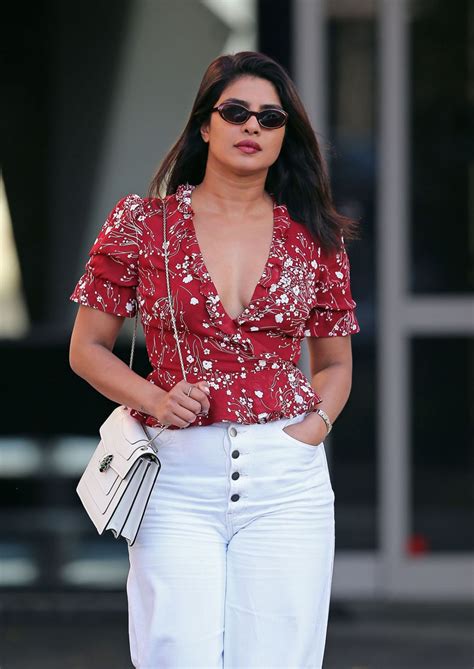 #priyanka chopra #pchopraedit #bbelcher #flawlessbeautyqueens #dailywomen #ladiesofcinema #dailybollywoodqueens #thequeensofbeauty. PRIYANKA CHOPRA Out and About in Los Angeles 10/28/2019 ...