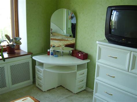 15 Elegant corner dressing table design ideas for small bedrooms | Home