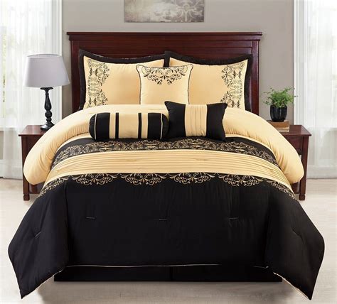 Express your personality through the classic colors and bold prints of comforters from kmart. Amazon.com: WPM 7-Piece King Comforter Set, Black and Gold ...