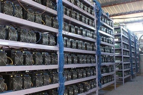 Mining farms emerged as a result of the constant complication of the mining process, which requires more technical, energy and financial resources. ASIC Miner | Block-Builders.de