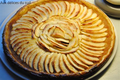 Dessert toujours apprécié, la tarte sucrée se prépare avec de nombreux fruits et garnitures. Tarte aux pommes | Recette | Tarte aux pommes, Recette ...