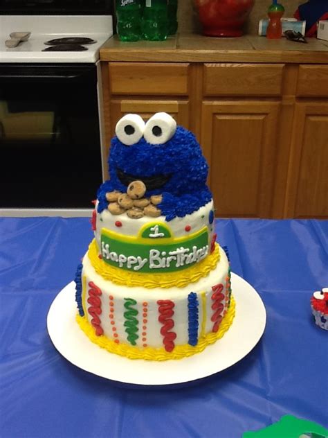 Cookie Monster Cake For A First Birthday Turned Out So Cute