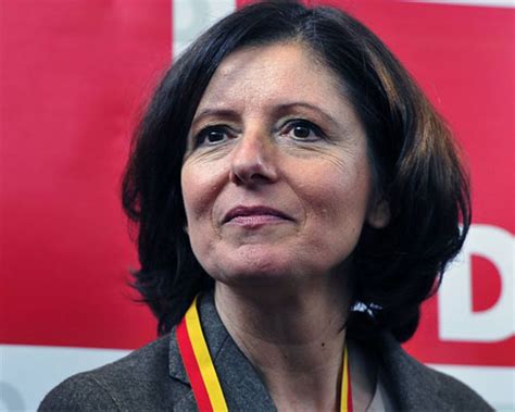 In diesem artikel informieren wir über die rollstuhlbreite und alle anderen rollstuhlmaße, damit du weißt worauf du beim kauf eines rollstuhls achten musst. Neue Ministerpräsidentin: Malu Dreyer: "Ich kann die Welt ...