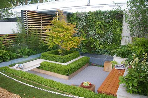 See more garden design tips. Quiet Corner:Small Urban Garden Design Ideas - Quiet Corner