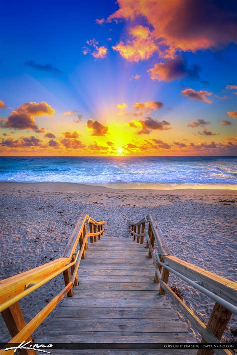 Christmas Eve Beach Sunrise From Jupiter Florida Hdr Photography By