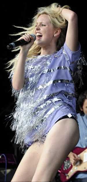 Famous Holiday Diana Vickers Pixie Lott Upskirt Moments On Stage