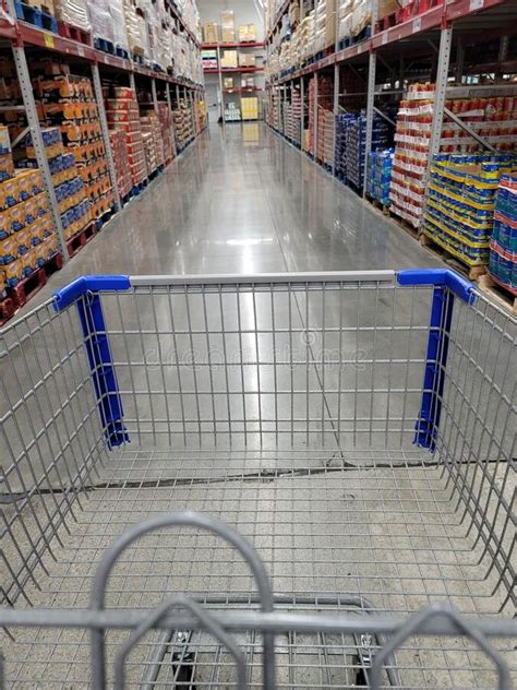 Bj S Shopping Cart Basket Aisles Groceries Paper Products Editorial