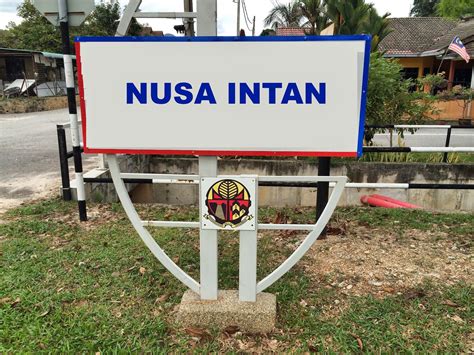 1) 5 minit ke kip mart 2) 10 minit ke giant senawang 3). Rumah Untuk Di Jual Beli Dari Ejen Hartanah Berdaftar ...