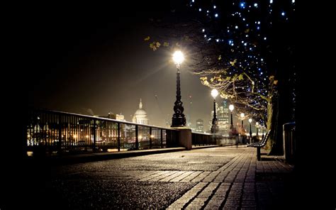 City at night scenery pictures -free pictures | Scenery pictures, Night scenery, Scenery photography