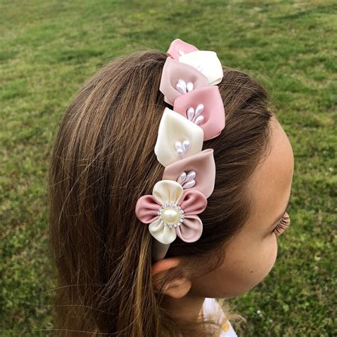 Diadema de nochevieja 2020 caritas doradas. Diadema de flores de color rosa pálido para niña diadema ...
