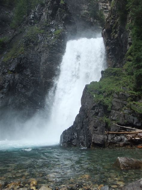 These waterfalls are quite unexpected when you see what is around you. New Denver British Columbia: Wilson Creek Falls