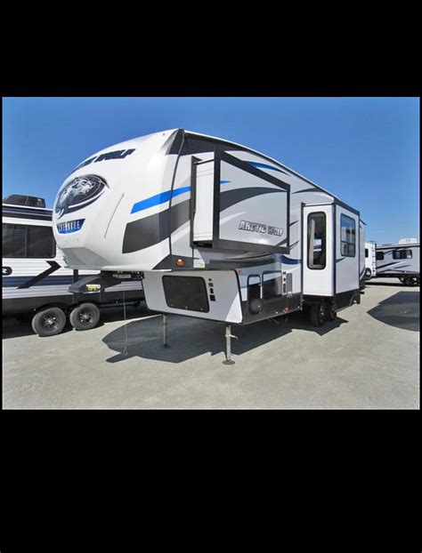 Fifth Wheel Campers for sale in Charlotte, Michigan | Facebook Marketplace