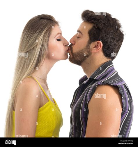 Boyfriend And Girlfriend Kissing Hi Res Stock Photography And Images