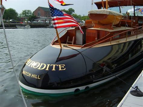 Aphrodite A 1937 Purdy Fully Restored Beautiful Boat Companies