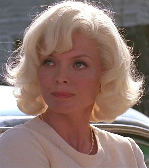 Michelle Pfeiffer As Lurene In The Movie Love Field Ladies Gents