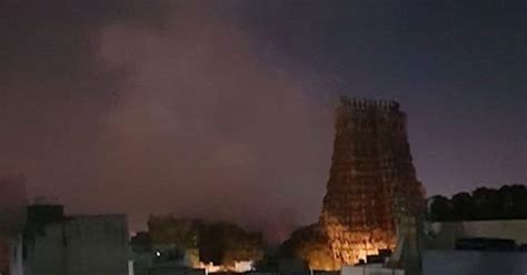 Major Fire In Madurai Meenakshi Temple 40 Shops Gutted