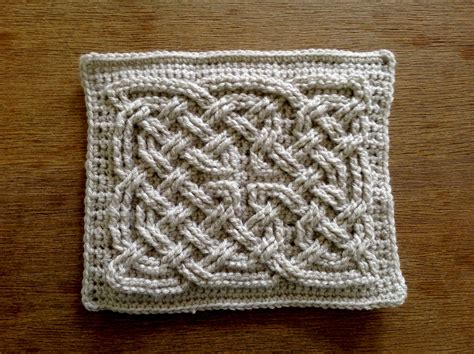 Suvis Crochet Book Of Kells Celtic Square Knot