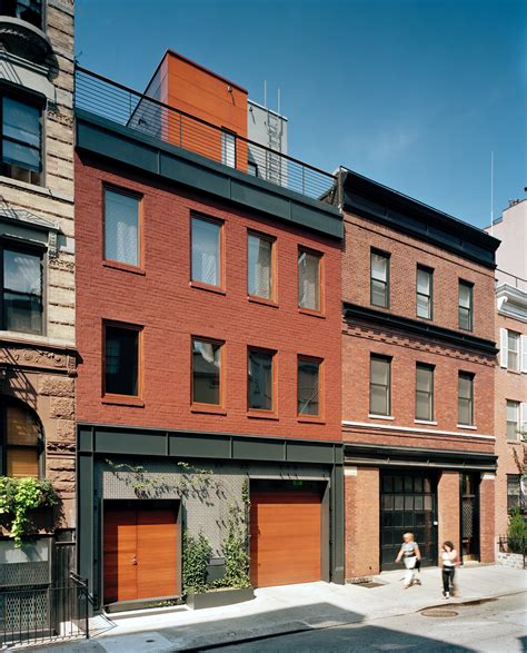 Nyc Townhouse With The Elements Of Simplicity And Drama Architect