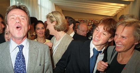 Bernard Kouchner Christine Ockrent et leur fils Alexandre à Paris en
