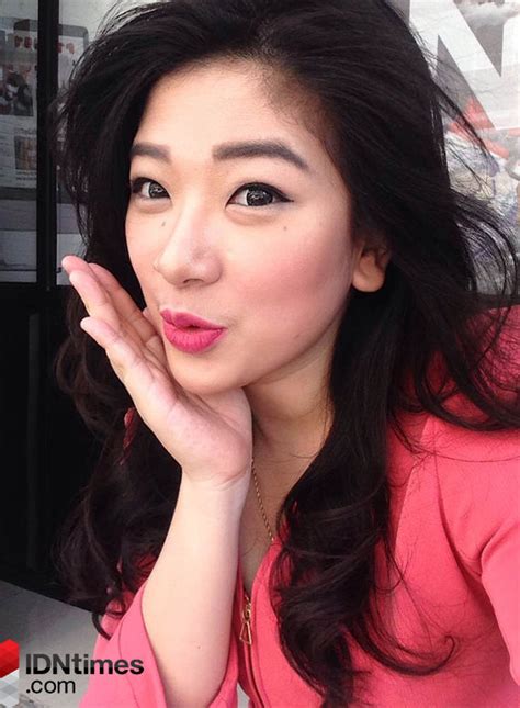 13 Gambar Gaya Selfie Terbaik Ootd Sedih Dan Bikini