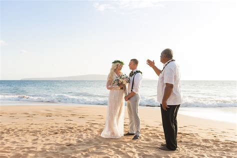 Maui Beach Weddings Maui Vow Renewals Beach Weddings Maui