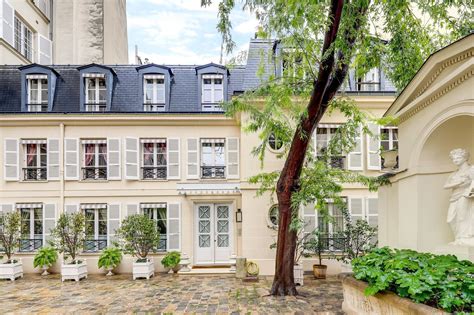Elegant Townhouse In The Coveted 7th Arrondissement In Paris France