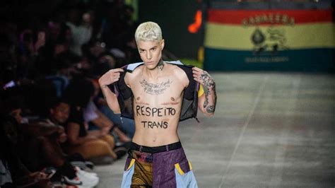 Modelo Trans Sam Porto Faz Protesto Na Spfw Guia Gay Brasilia