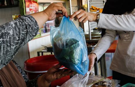 It is possible that the respondents preferred to inform the food handlers and/or shop owners about the affected products rather than post the photos. Covid-19 threatens to derail Malaysia's plastic reduction ...