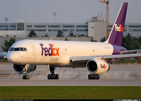 Boeing 757 2b7sf Fedex Federal Express Aviation Photo 2147636