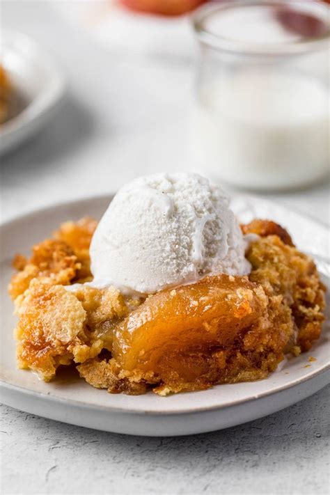 This Apple Dump Cake Is So Simple Because Its Made With Pie Filling
