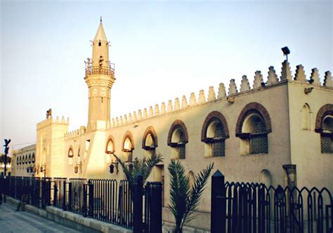 عَمْرِو بْنِ الْعَاصِ , romanlaştırılmış : Egypt's Oldest Mosque Gets New GROHE Plumbing ...