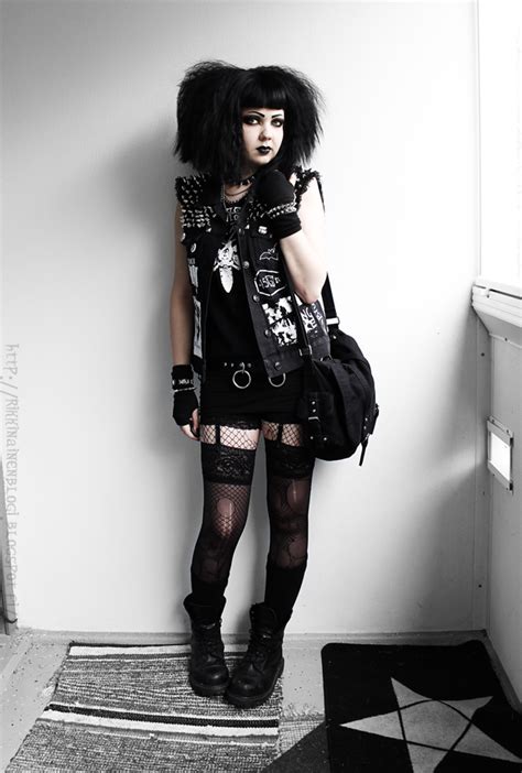 Black Widow Sanctuary Goth Outfits Trad Goth Outfits Casual Goth