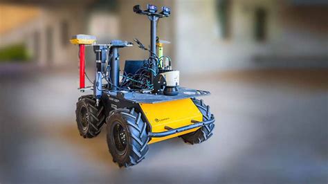 Autonomous Mobile Robot Tells Growers When To Water Crops