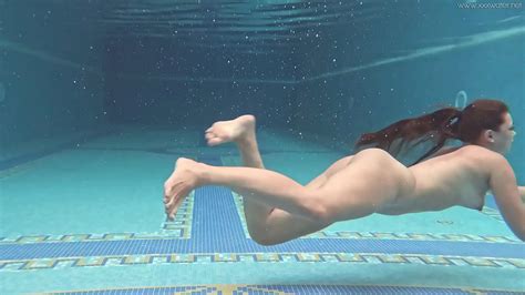 Sazan Cheharda On And Underwater Naked Swimming Xvideos