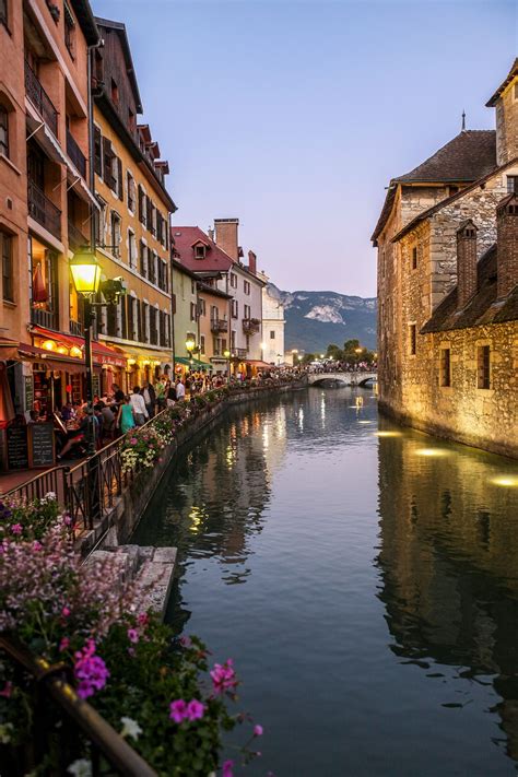 Annecy Sunset Beautiful Places To Visit Places To Travel Annecy