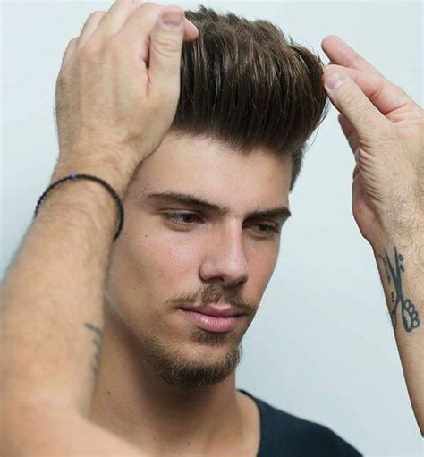 Usually it affects hairline on both sides but can also affect the. 5 Tips on Coping with a Bad Hairline - Fight it in 2019!