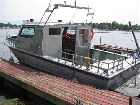 1988 Commercial Aluminum Workdive Boat Kingston Ontario