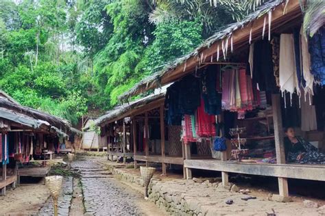 Foto Mengenal Rumah Adat Suku Baduy Dibangun Tanpa Paku Bertahan