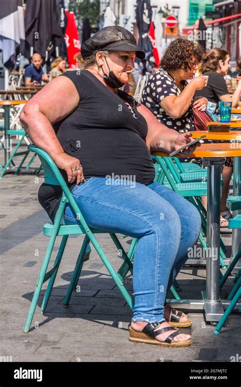 Morbidly Obese Woman Hi Res Stock Photography And Images Alamy