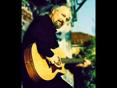5 / 5 1 мнений. Un Uomo - Eugenio Finardi - YouTube