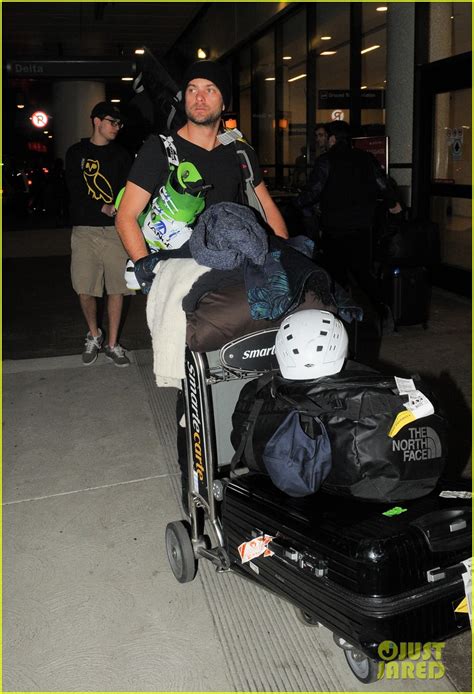 Diane Kruger And Joshua Jackson Late Night Lax Arrival Photo 3037546 Diane Kruger Joshua