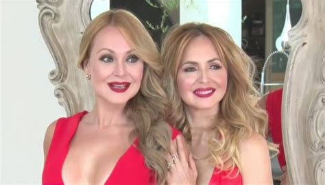 She will represent chile in miss universe 2020. Gaby Spanic y su gemela Daniela ¿Peleadas otra vez? | E! News
