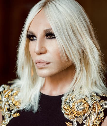 Gianni bella was born on march 14, 1946 in catania, italy as giovanni bella. Interview de Donatella Versace pour Numéro magazine