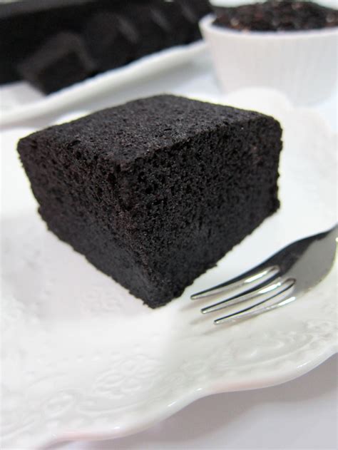 The rice can be white rice or brown. Fern Fuschia Cakes: Steamed Black Glutinous Rice Cake "It ...