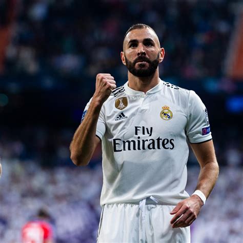 According to french tv, benzema could be heard voicing his displeasure at vinícius' performance at half time of madrid's champions league. Karim Benzema Scores as Real Madrid Beat Viktoria Plzen in ...