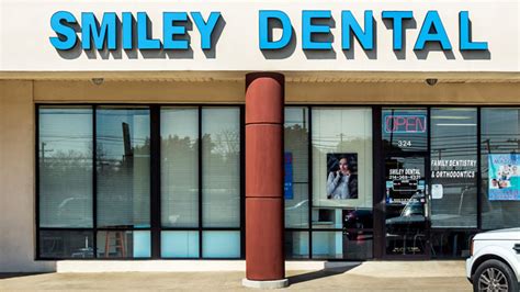 Smiley Dental Medallion Shopping Center