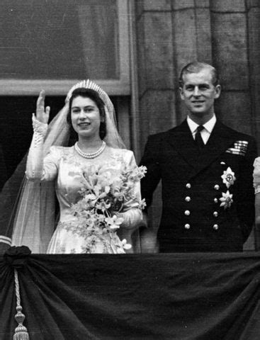 The duke of edinburgh passed away at windsor castle, where he and the queen had been in it is with deep sorrow that her majesty the queen announces the death of her beloved husband, his royal highness the prince philip, duke of edinburgh. Royal Romance: Queen Elizabeth & Prince Philip Celebrate ...