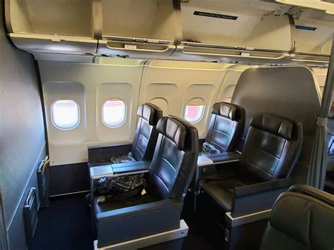 American Airlines A319 First Class Review